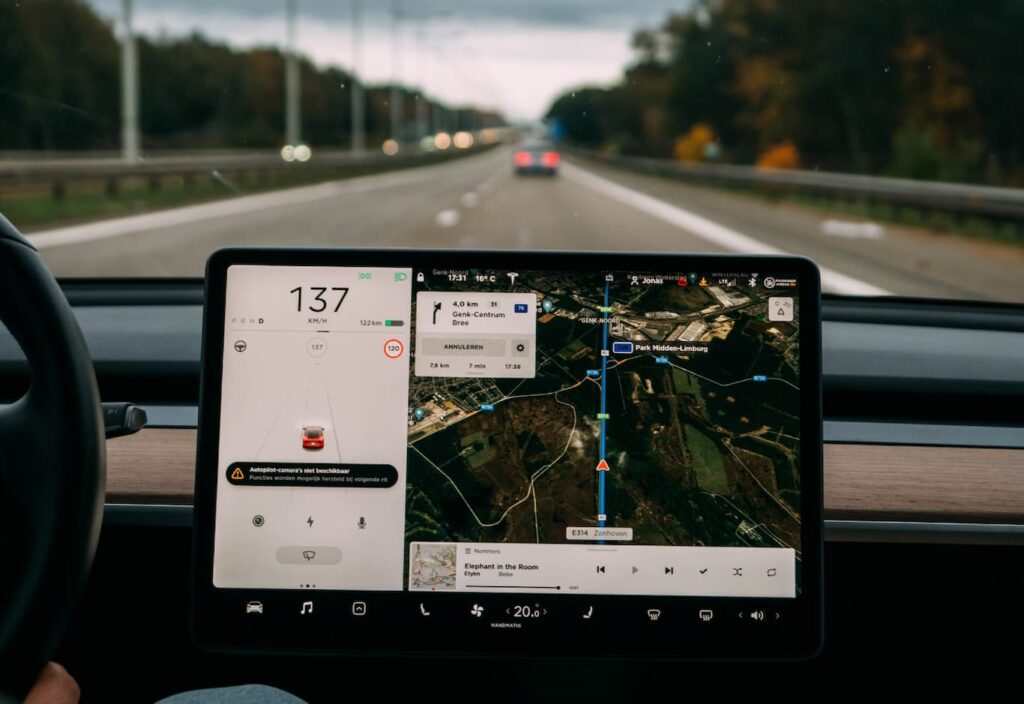 Sales rep mobile app features